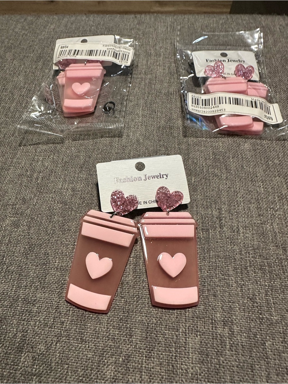 Adorable Coffee Cup Earrings NWT - Picture 3 of 4